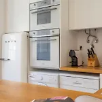 Holiday home Charming House - By Smarthomes *