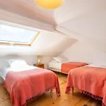 Holiday home Charming House - By Smarthomes *