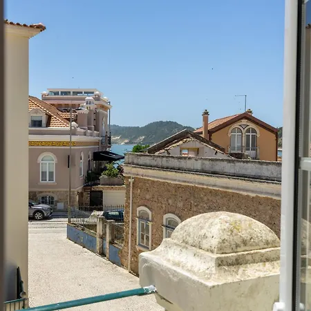 Charming House - By Smarthomes Hébergement de vacances *