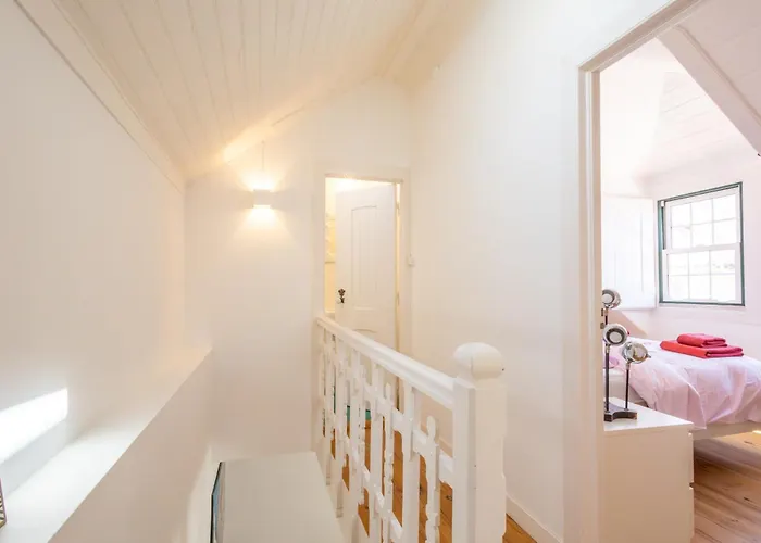 Charming House - By Smarthomes Hébergement de vacances *