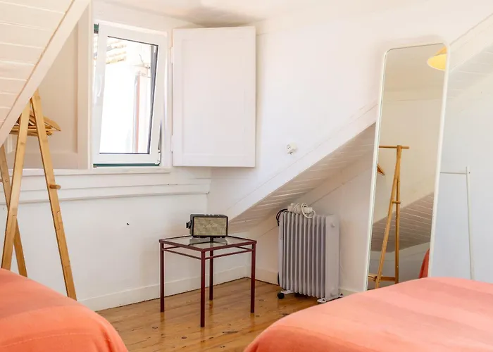 Charming House - By Smarthomes *