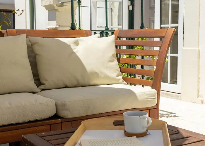 Charming House - By Smarthomes Hébergement de vacances *